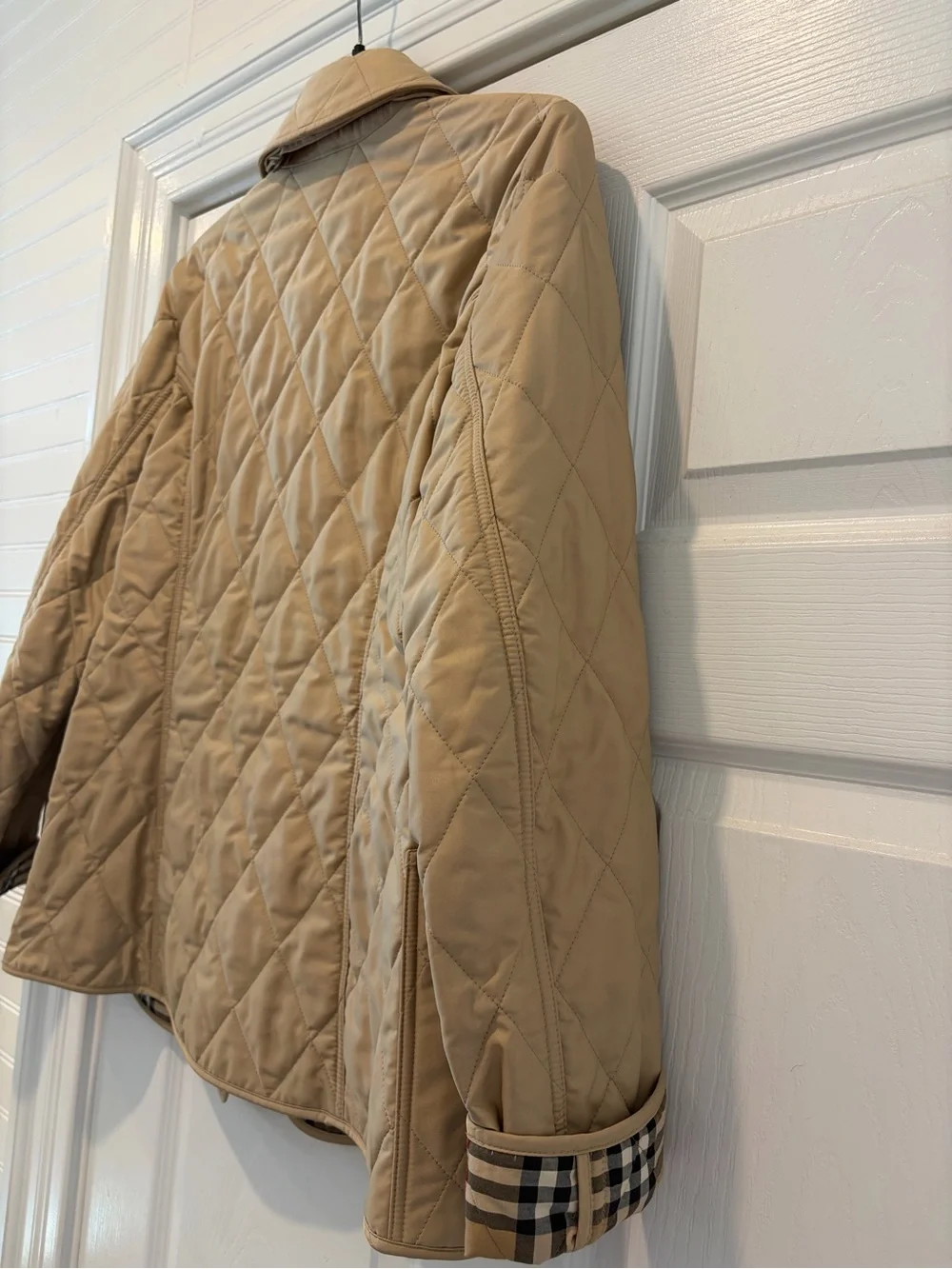 NEW size M Burberry Beige Quilted Trench Coat with Check Trim - Picture 5 of 8